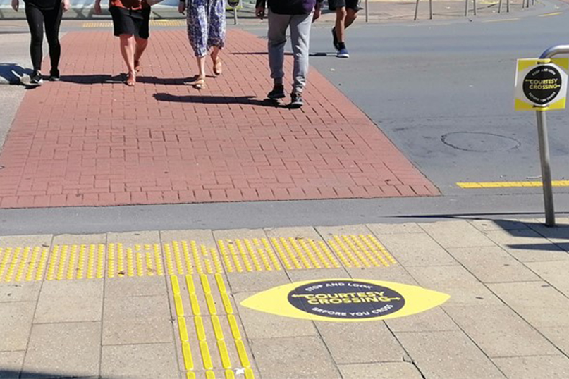 a-reminder-for-drivers-and-pedestrians-hamilton-city-council